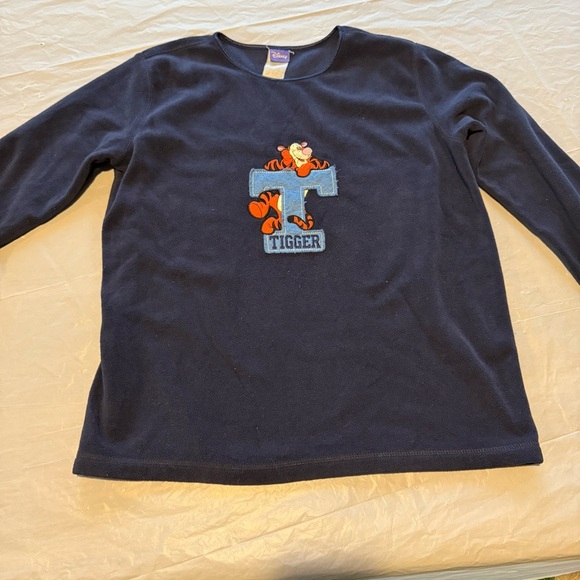 Vintage Disney TiggerNavy Tigger Long Sleeve Sweatshirt - Picture 4 of 7